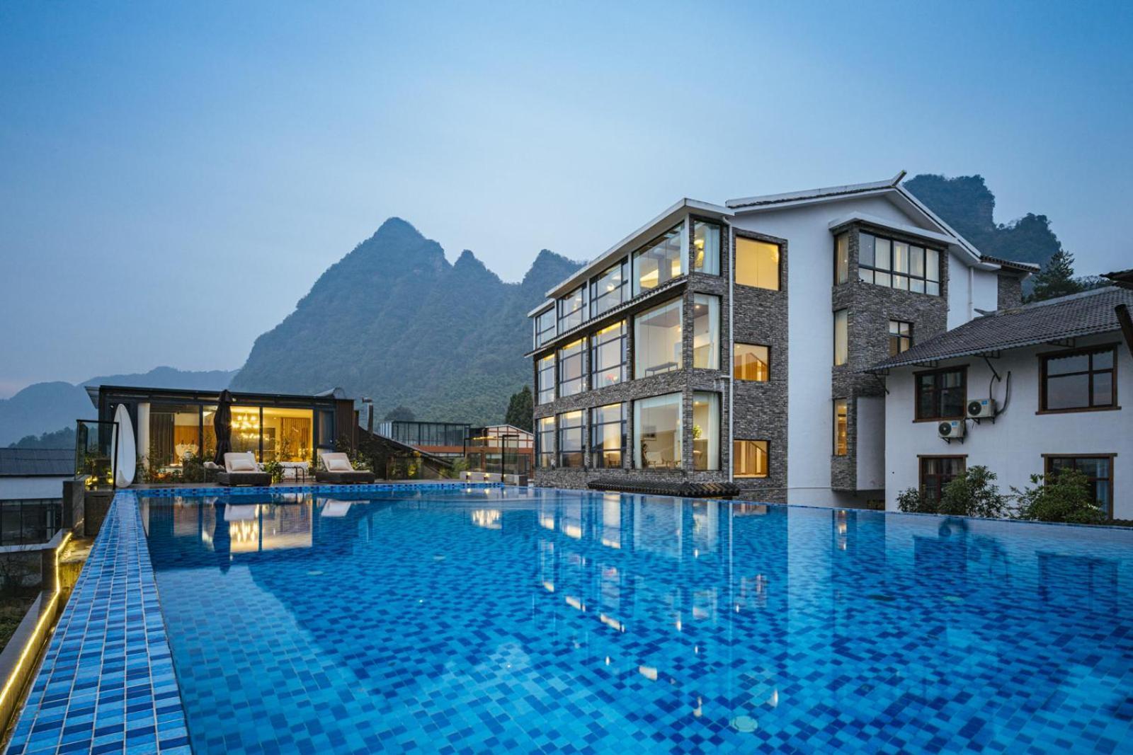 Hilltop House Resort Zhangjiajie Exteriör bild