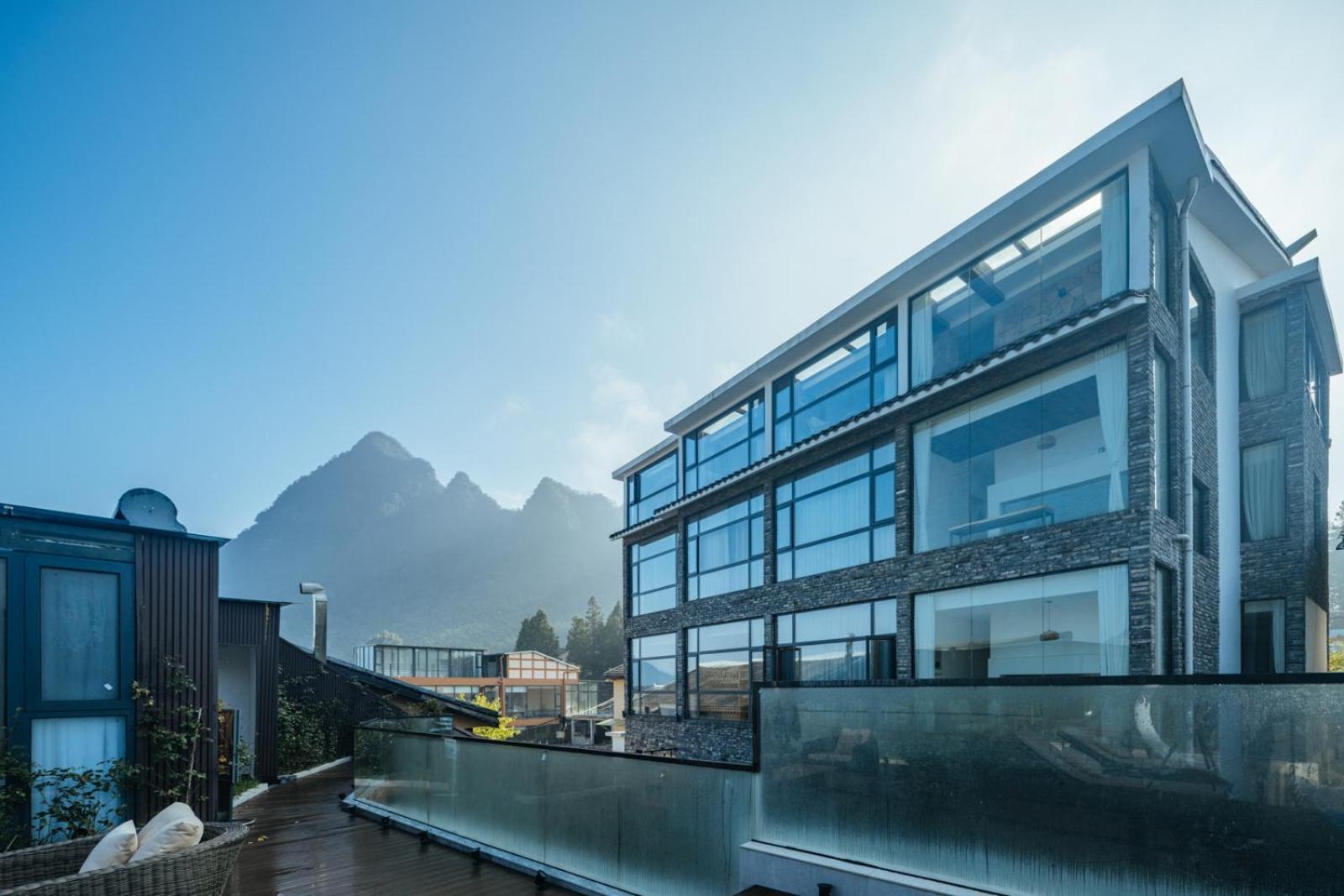 Hilltop House Resort Zhangjiajie Exteriör bild